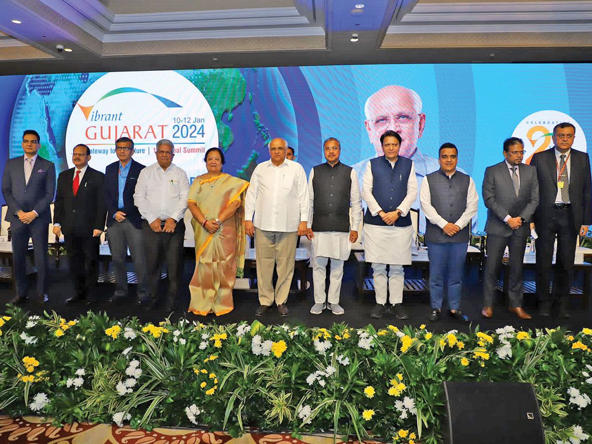 CM Invites Over 1,500 Industrialists, Investors